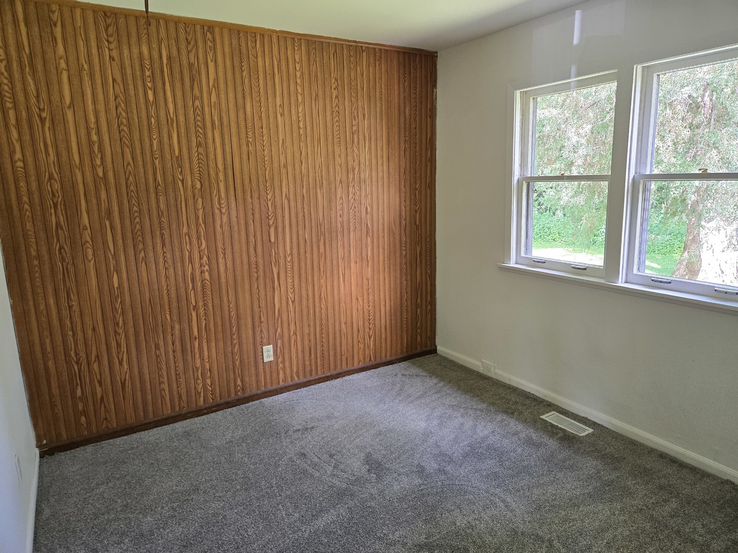 26895 N Bernice Street, Wauconda, IL 60084