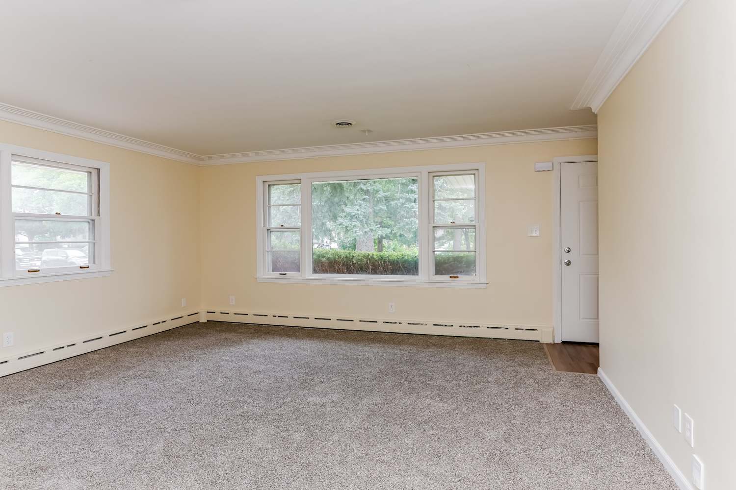 1407 Highland Avenue, Joliet, IL 60435