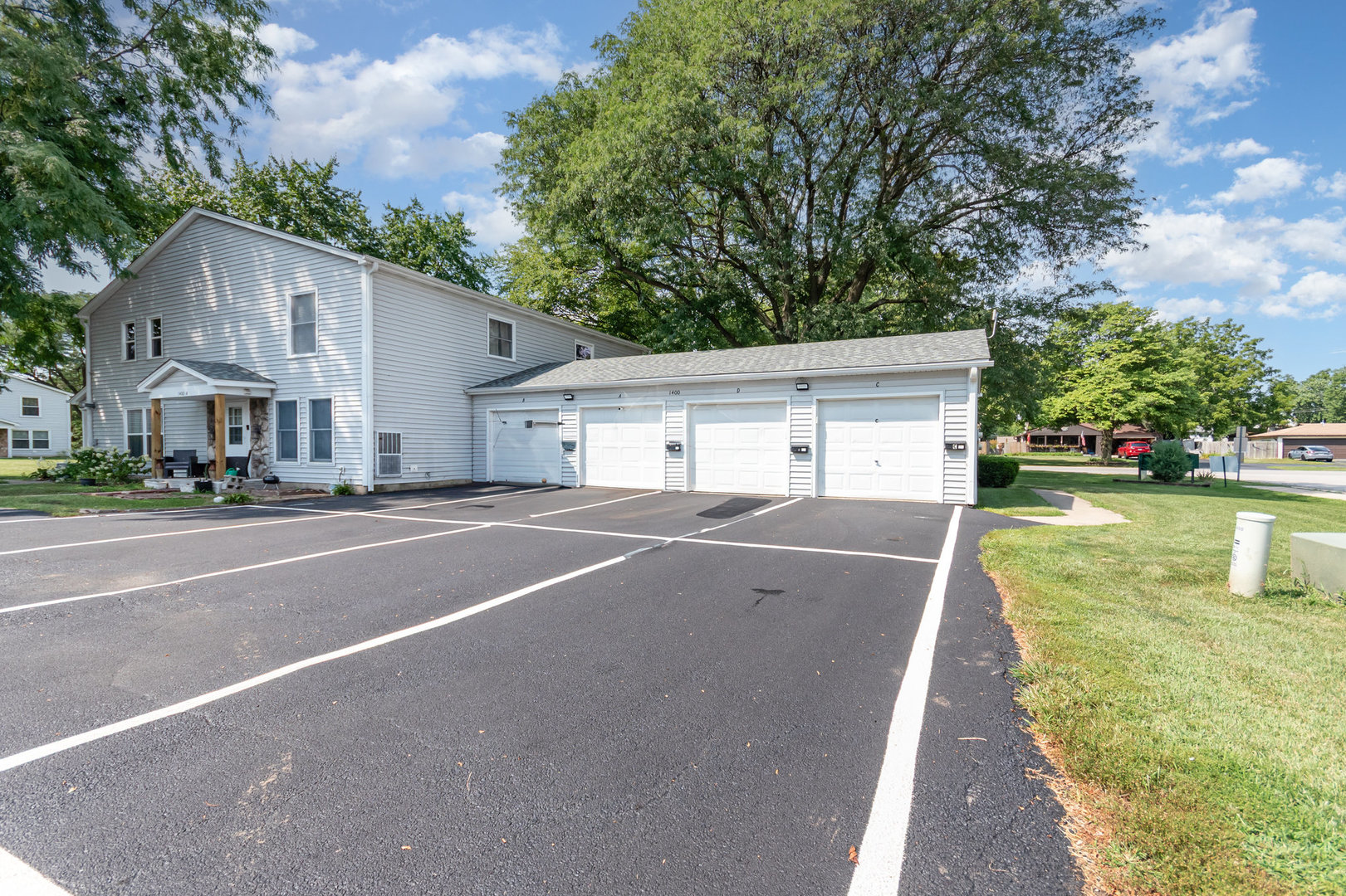 1400 N Glen Circle #C, Aurora, IL 60506