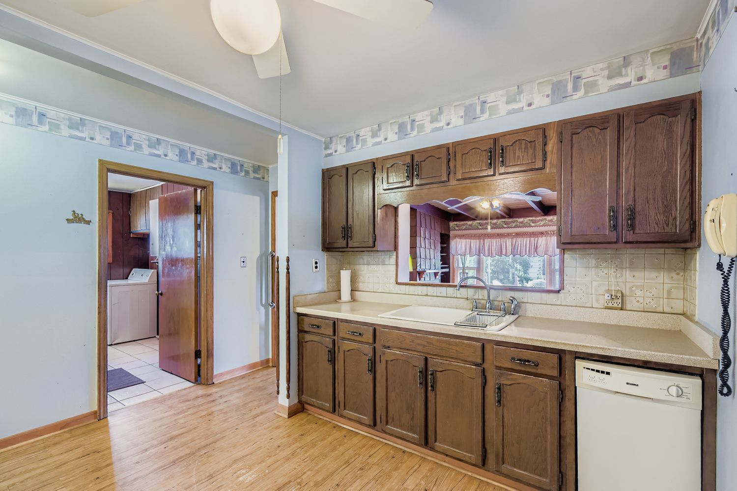 4857 S Lorel Avenue, Chicago, IL 60638
