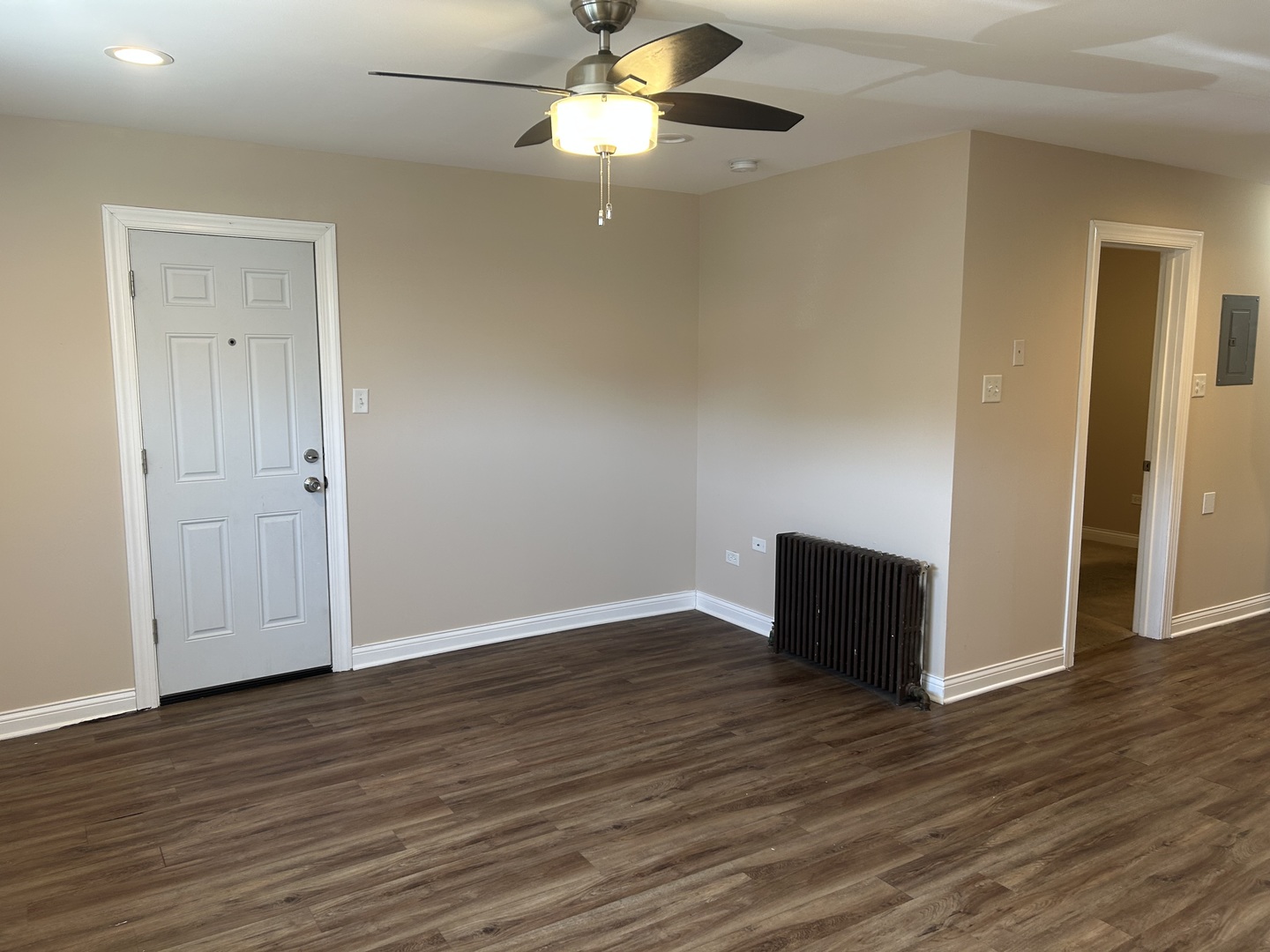 5434 W 25th Street #1F, Cicero, IL 60804