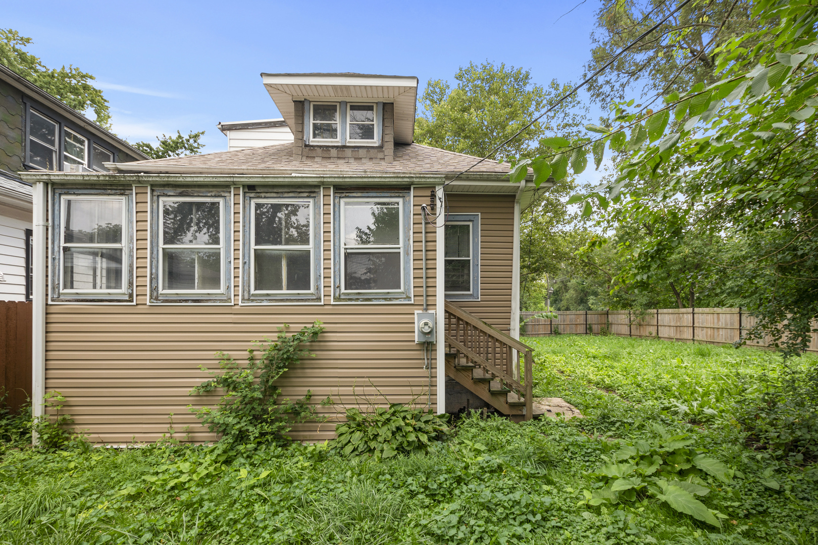 12050 S Yale Avenue, Chicago, IL 60628