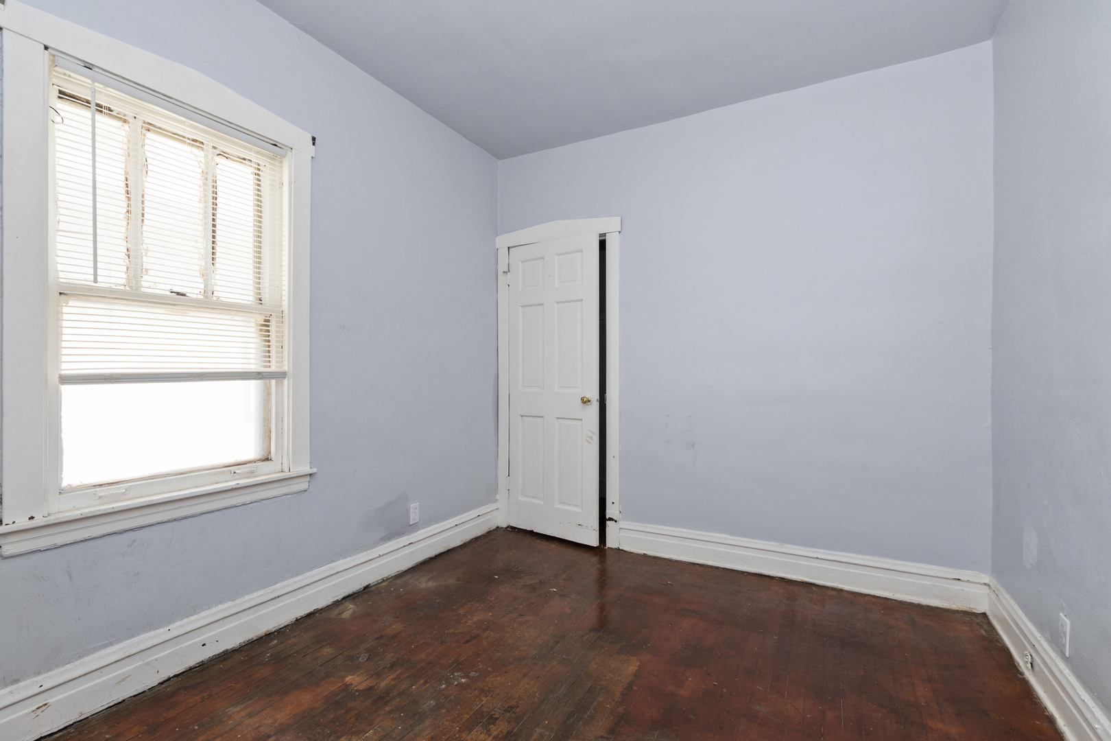 12050 S Yale Avenue, Chicago, IL 60628