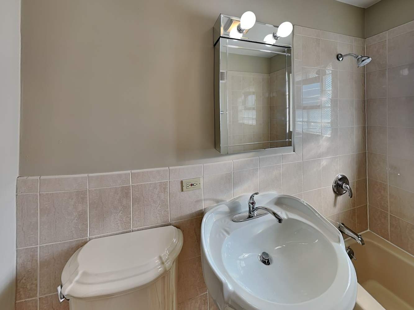11145 Boeger Court, Westchester, IL 60154