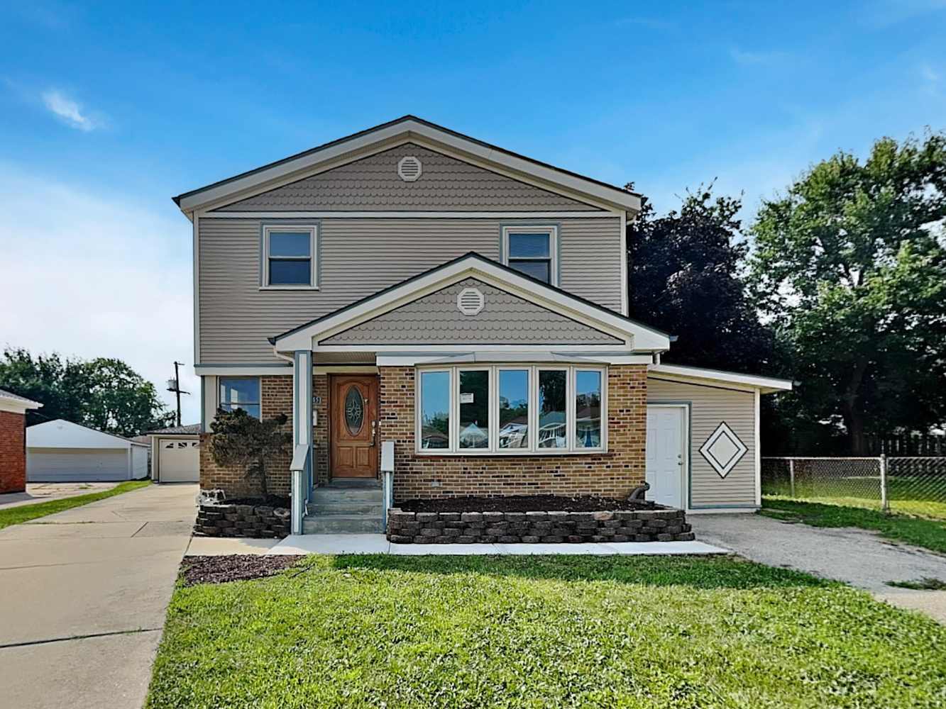 11145 Boeger Court, Westchester, IL 60154