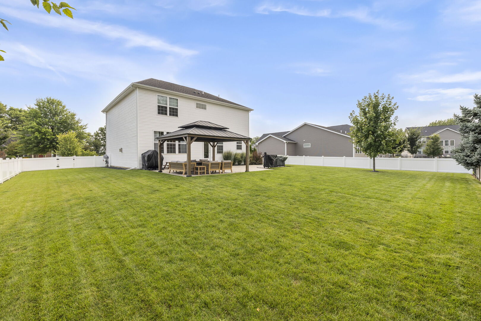 24706 Sleepy Hollow Lane, Plainfield, IL 60586