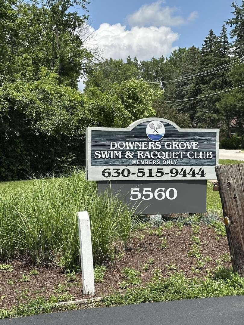 5341 Grand Avenue, Downers Grove, IL 60515