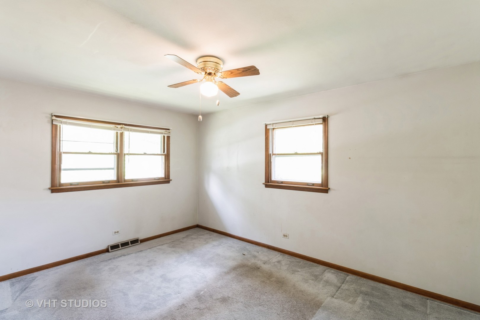 5341 Grand Avenue, Downers Grove, IL 60515
