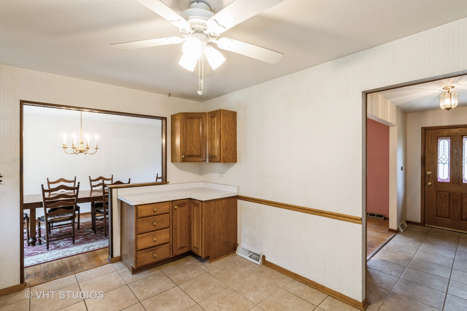 5341 Grand Avenue, Downers Grove, IL 60515