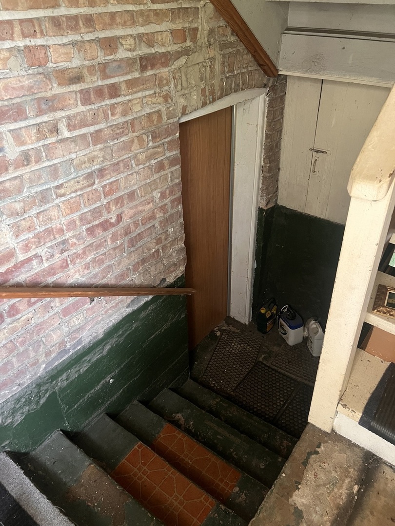 298 W 16th Street, Chicago Heights, IL 60411
