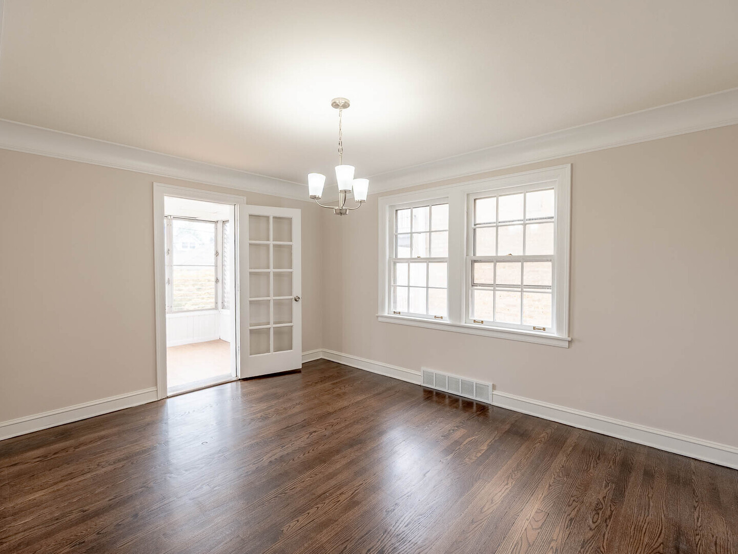5836 N Merrimac Avenue, Chicago, IL 60646
