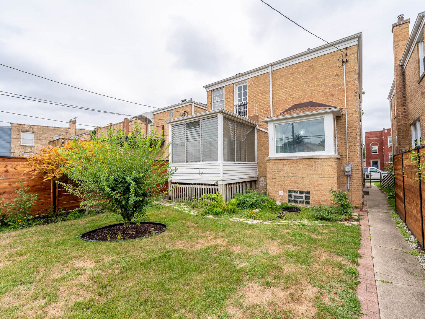 5836 N Merrimac Avenue, Chicago, IL 60646