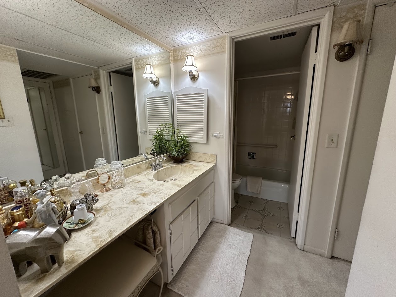 840 Elder Road, Homewood, IL 60430