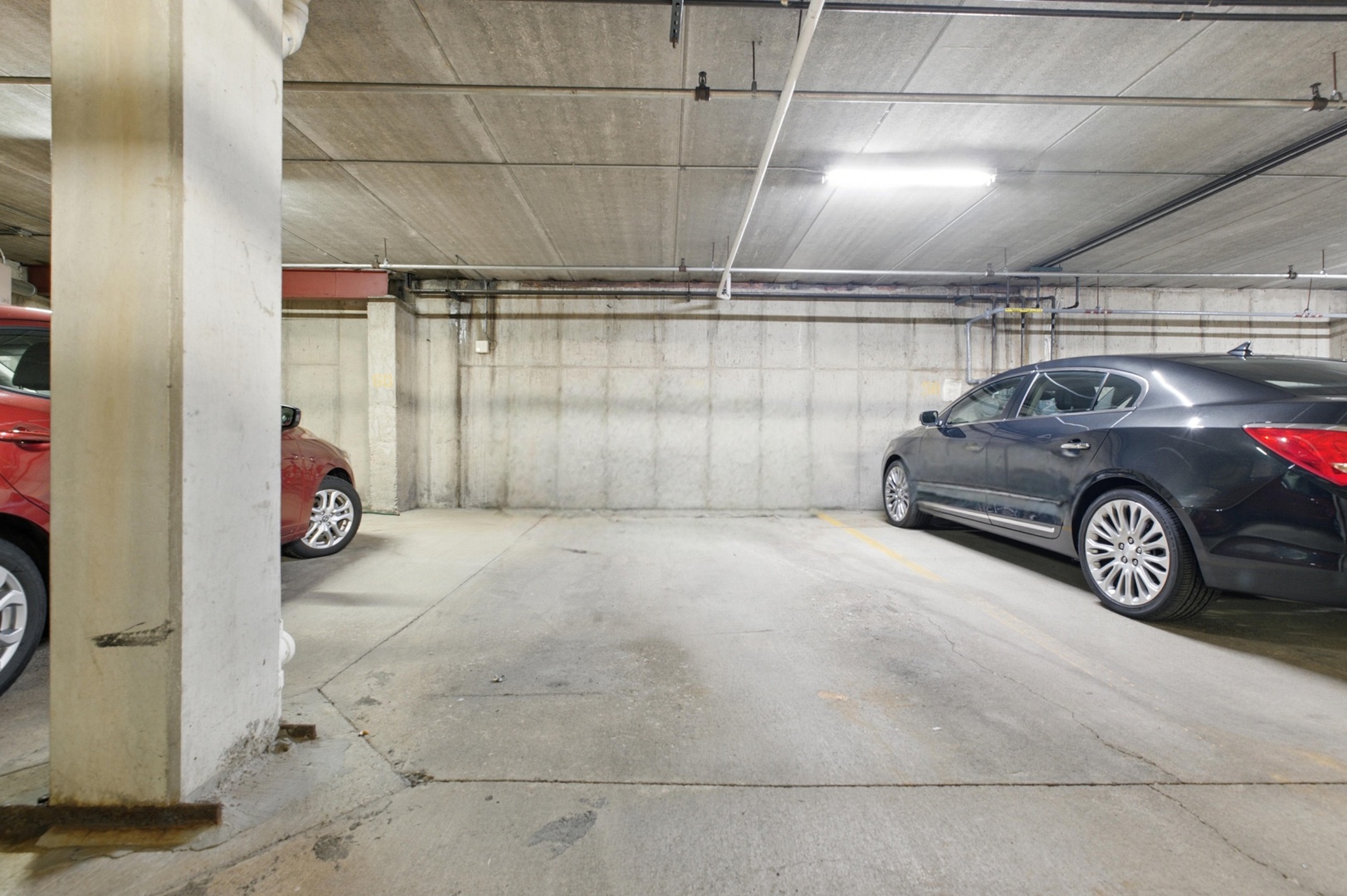 805 LEICESTER Road #117, Elk Grove Village, IL 60007