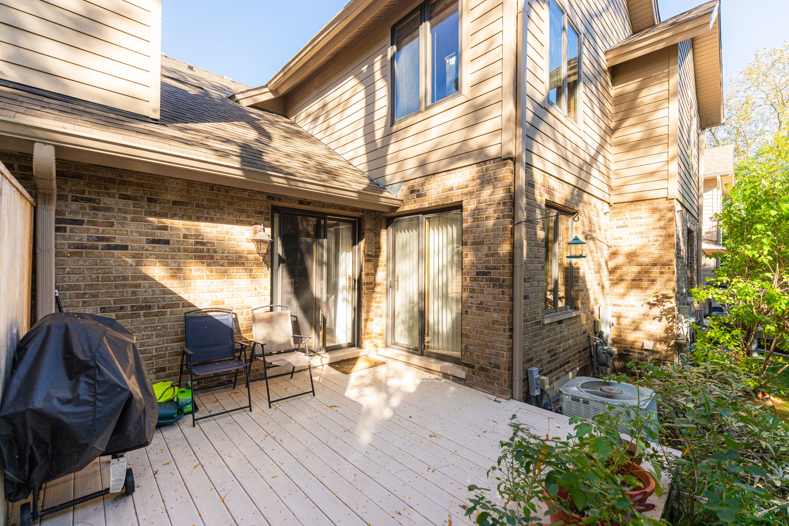 7914 S Garfield Avenue, Burr Ridge, IL 60527
