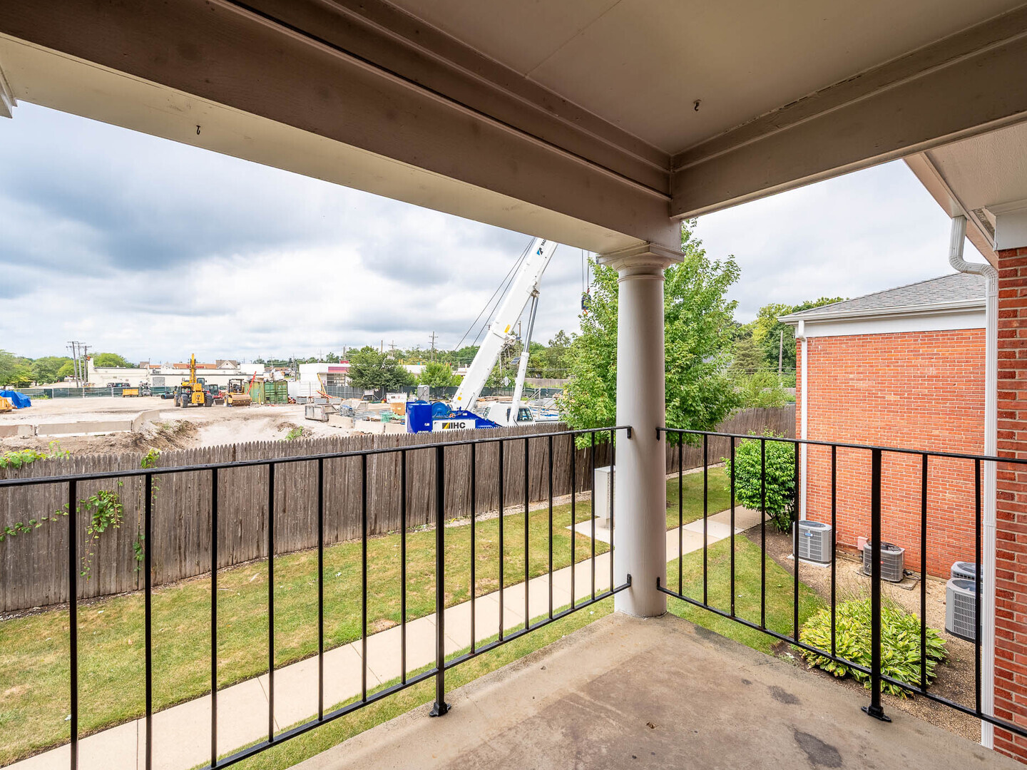530 Shorely Drive #204, Barrington, IL 60010