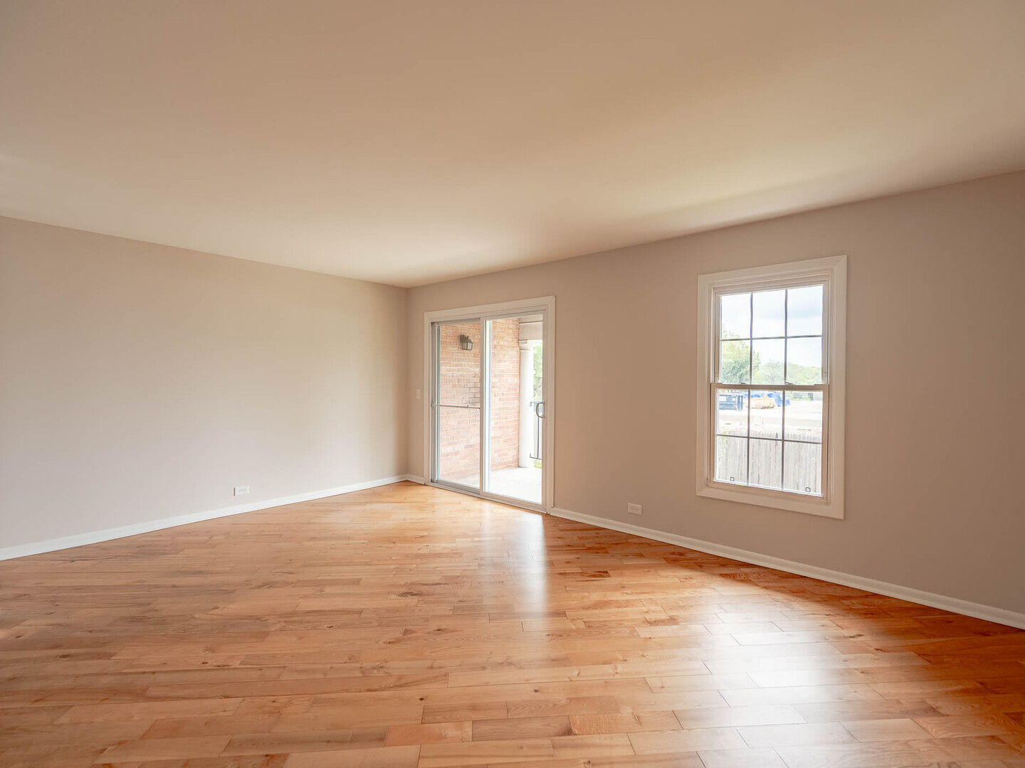 530 Shorely Drive #204, Barrington, IL 60010