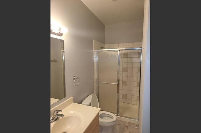 533 N Ashland Avenue #1, Chicago, IL 60622