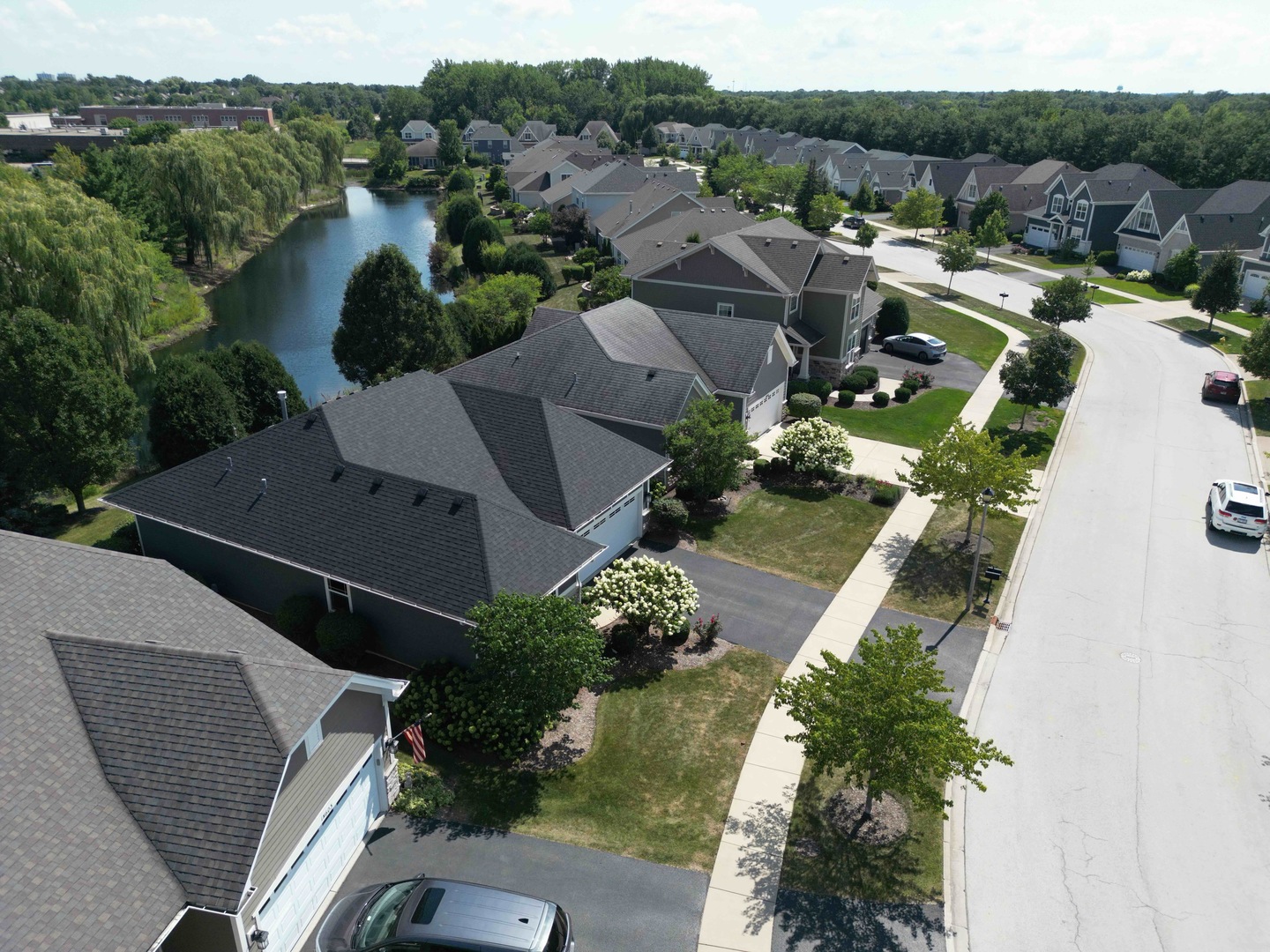 1N599 Golf View Lane, Winfield, IL 60190