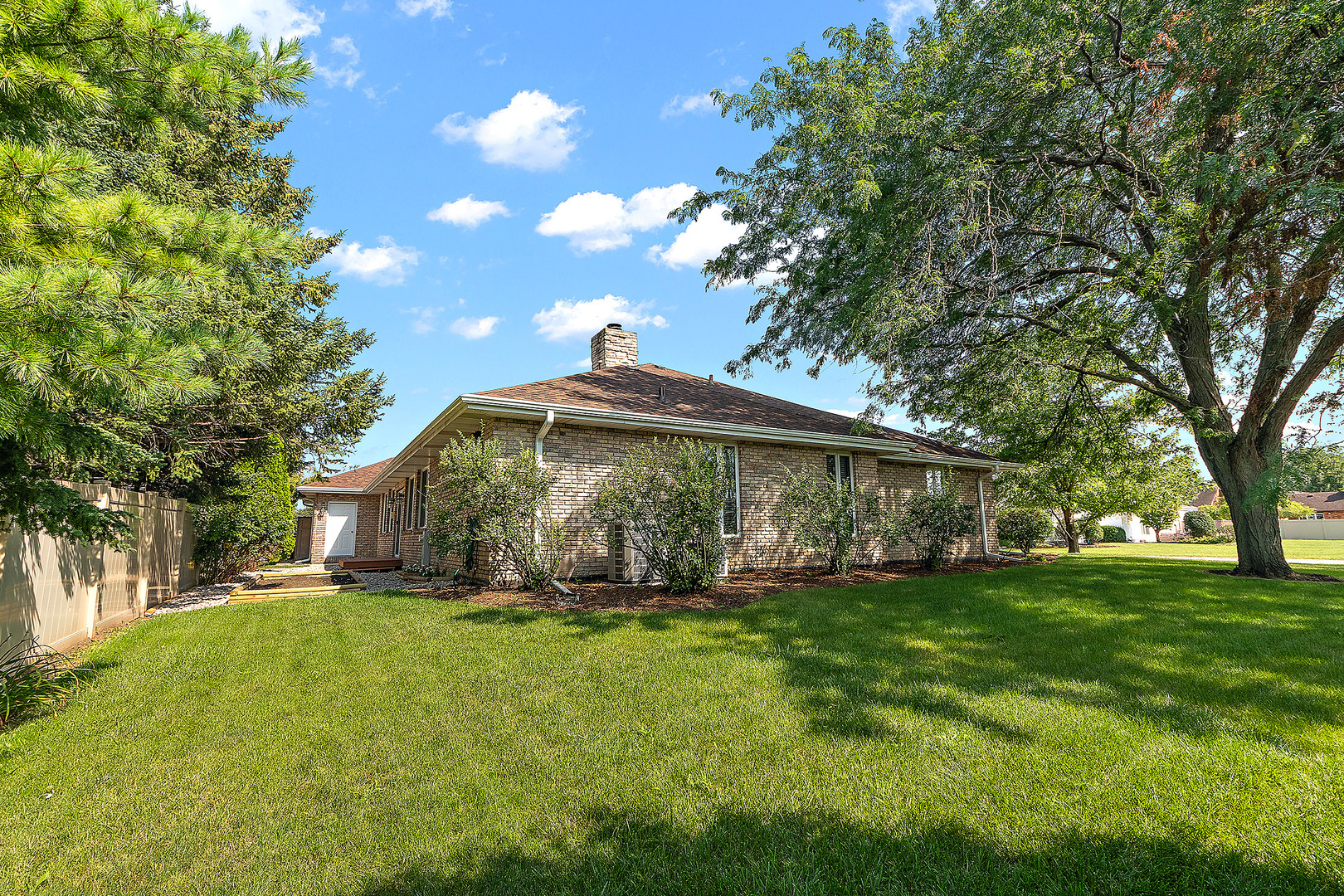 631 Holtz Street, Manteno, IL 60950