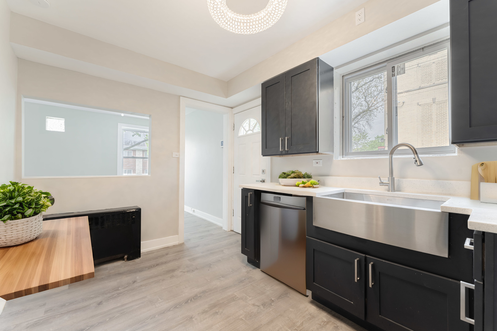 8313 S Ingleside Avenue, Chicago, IL 60619