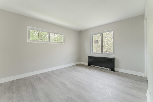 8313 S Ingleside Avenue, Chicago, IL 60619