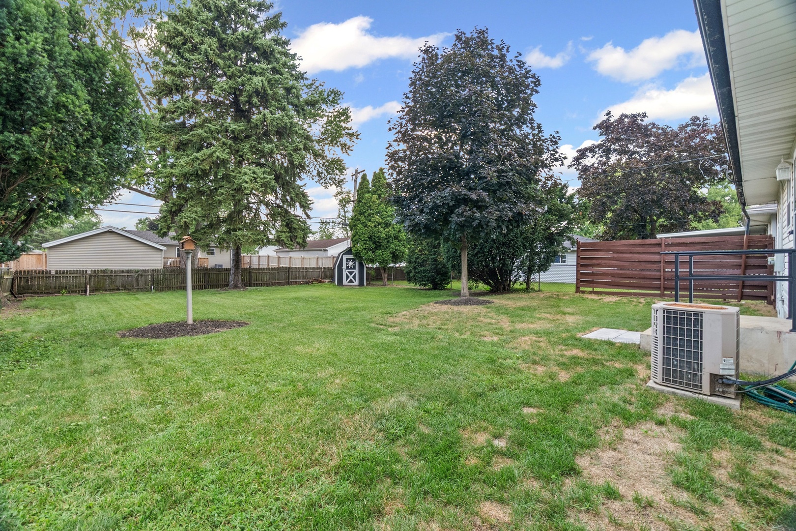 805 Lilac Lane, Joliet, IL 60435