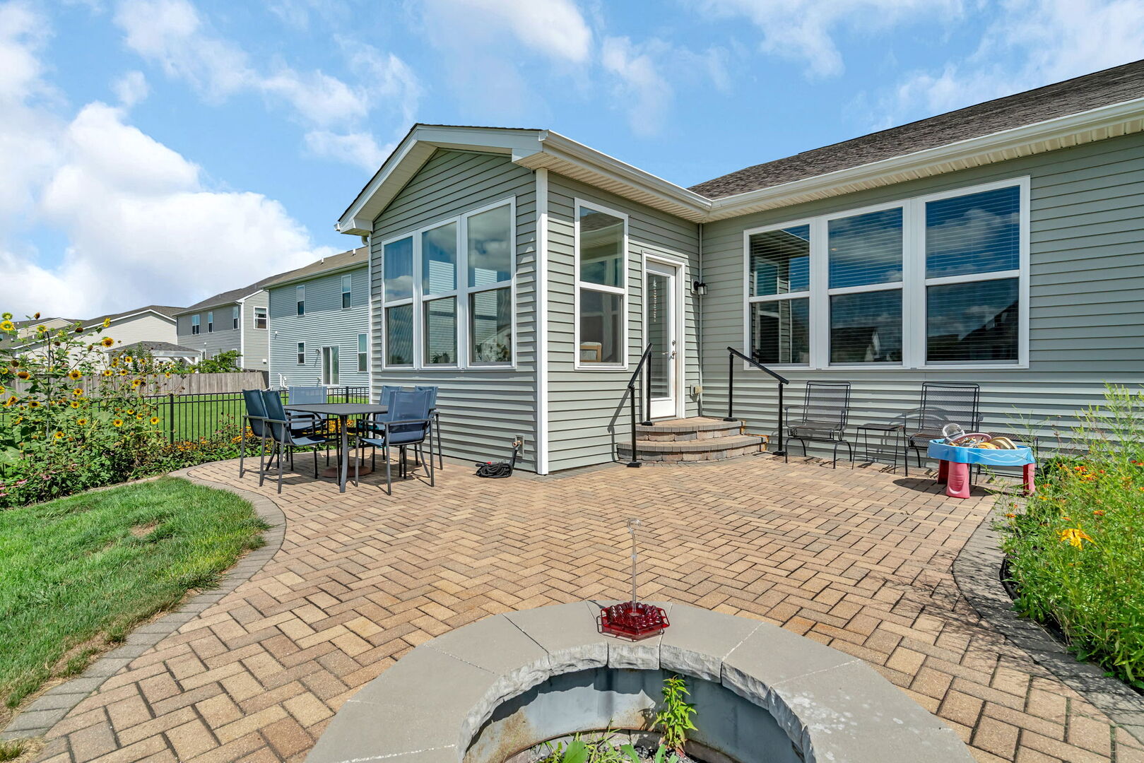2603 Mclellan Boulevard, Yorkville, IL 60560
