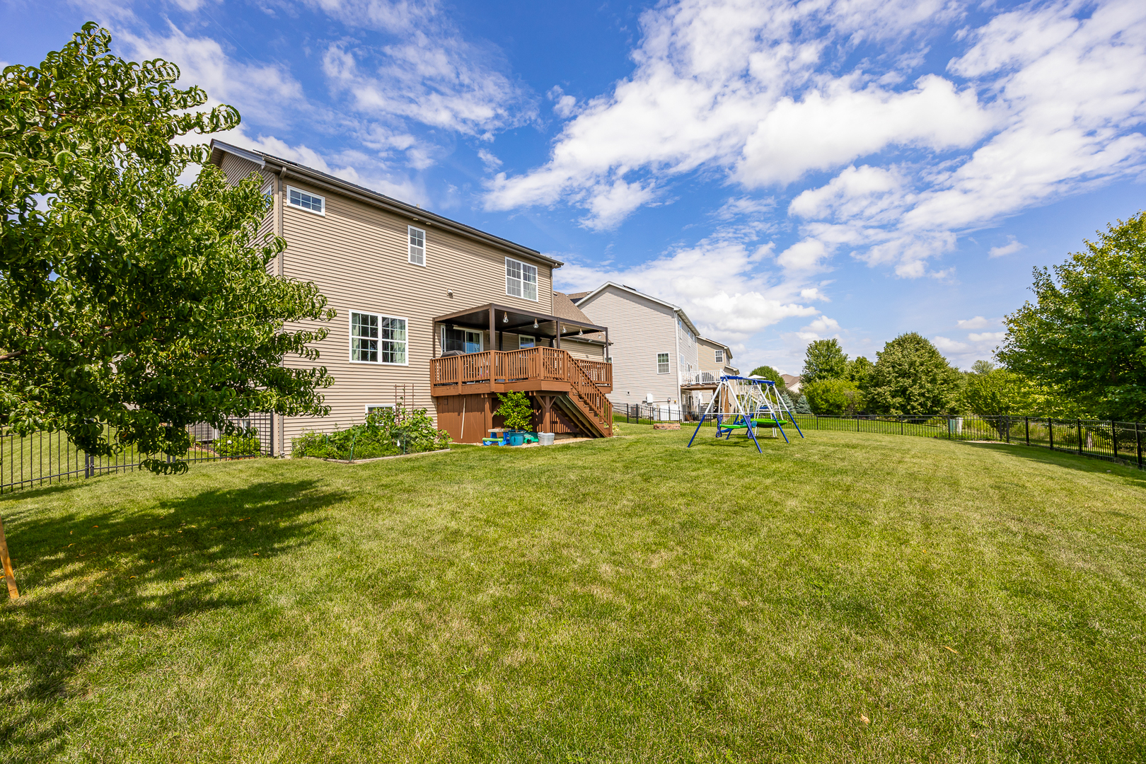 714 N Sleepy Hollow Lane, Romeoville, IL 60446
