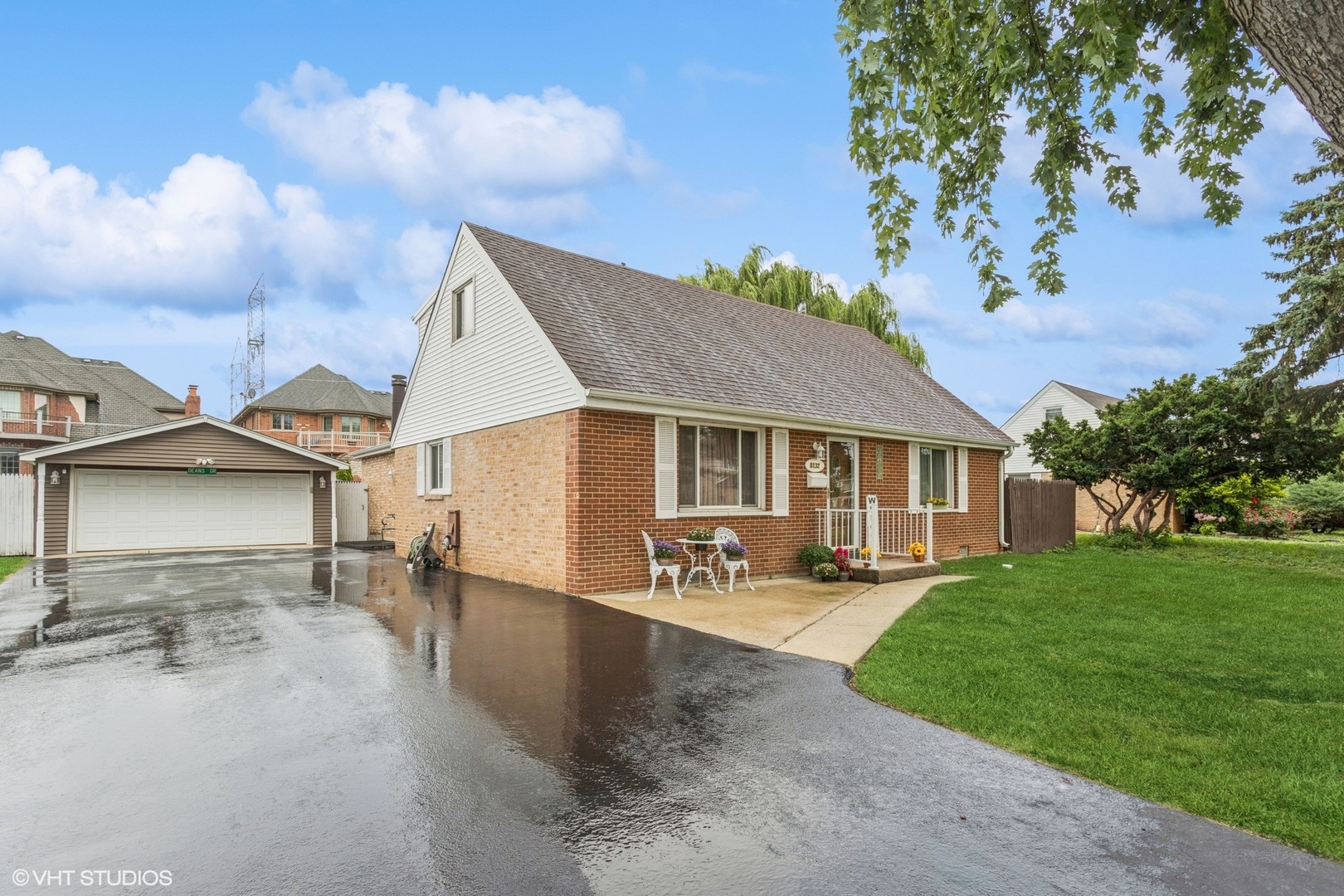 8132 Oak Park Avenue, Burbank, IL 60459