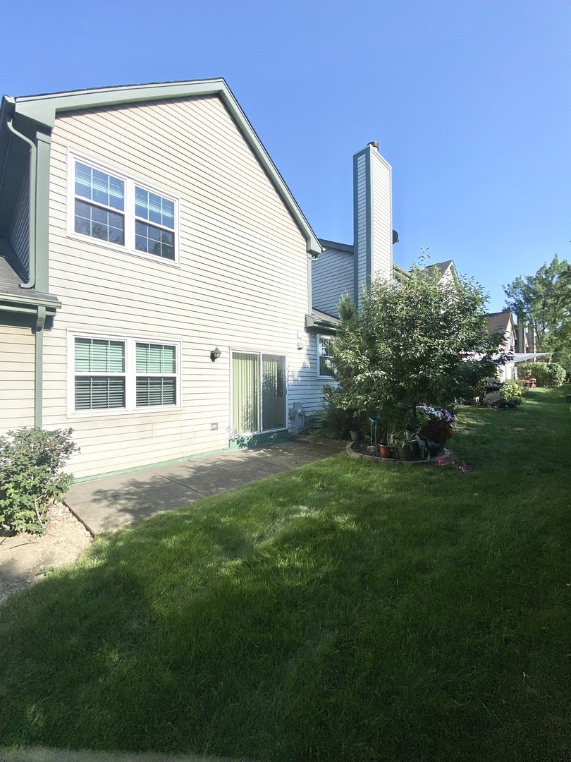 6504 Kensington Place, Downers Grove, IL 60516