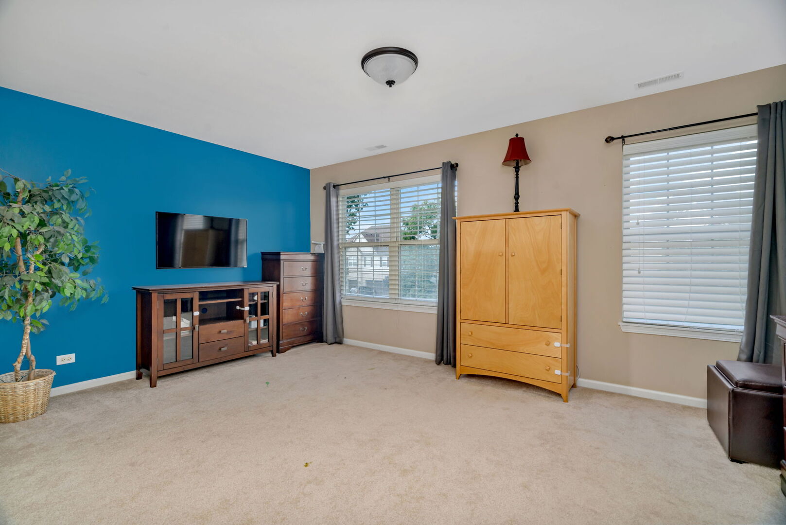 1002 Angelica Circle, Joliet, IL 60431