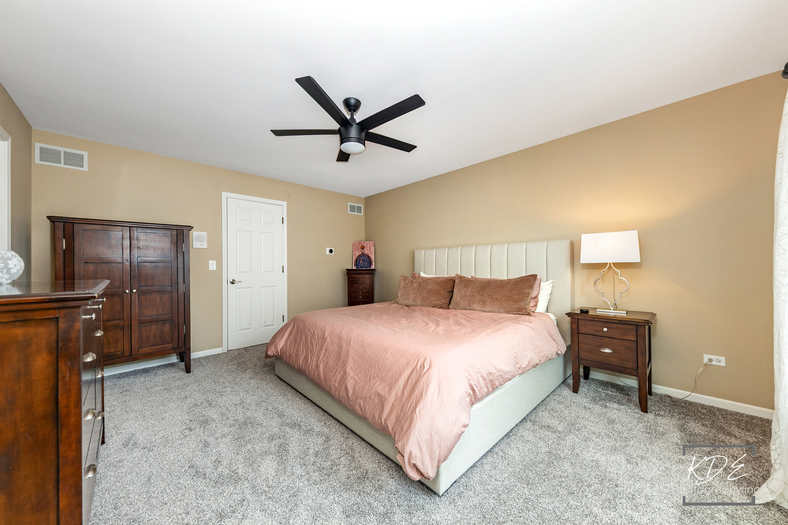 3136 Treesdale Court, Naperville, IL 60564