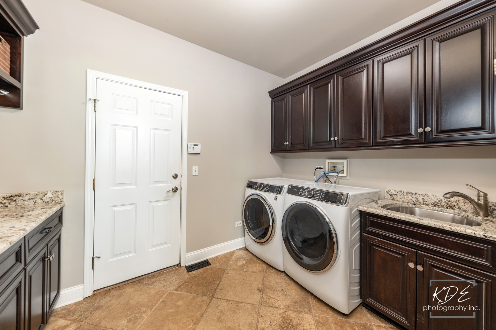 3136 Treesdale Court, Naperville, IL 60564