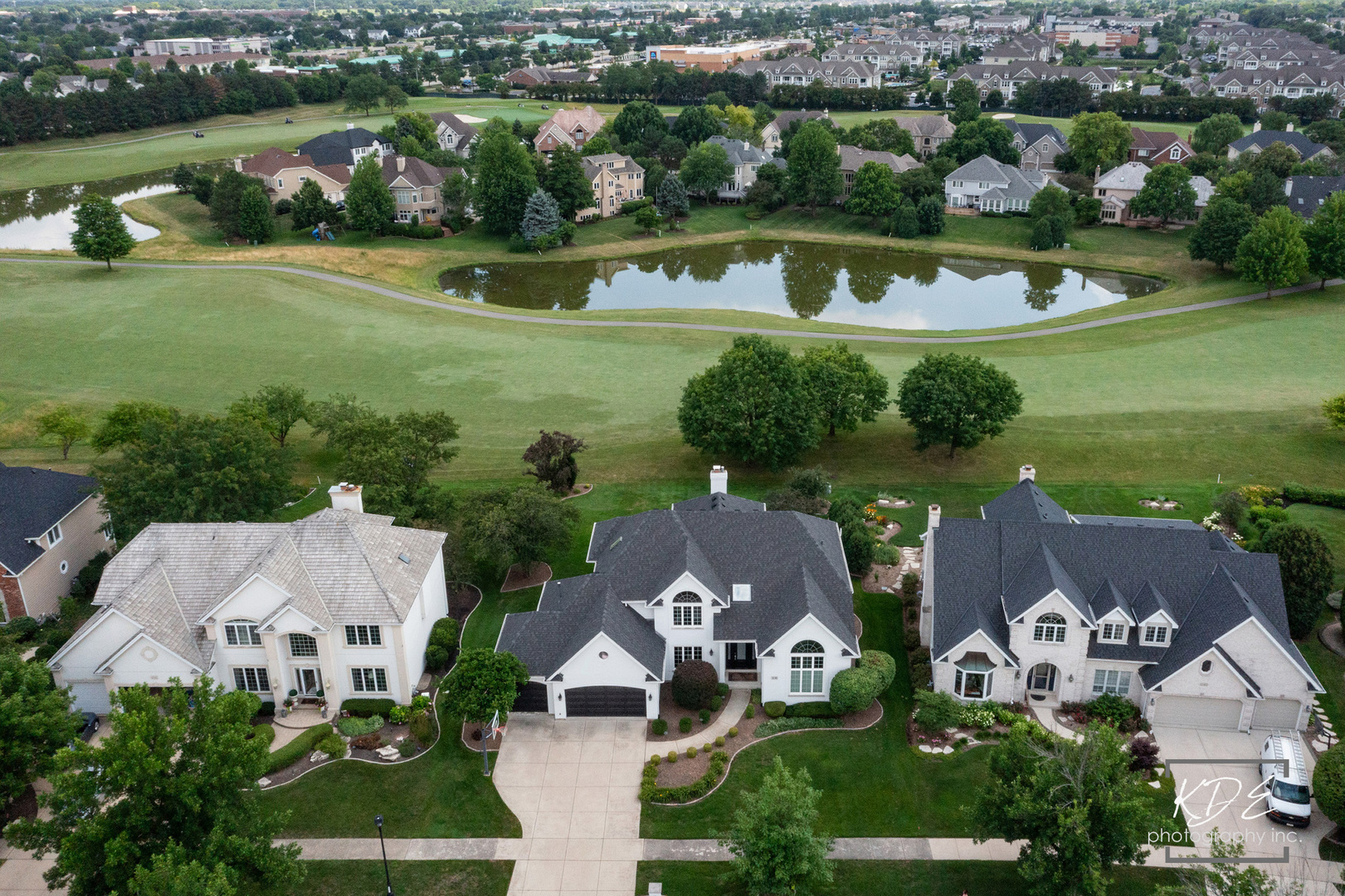 3136 Treesdale Court, Naperville, IL 60564