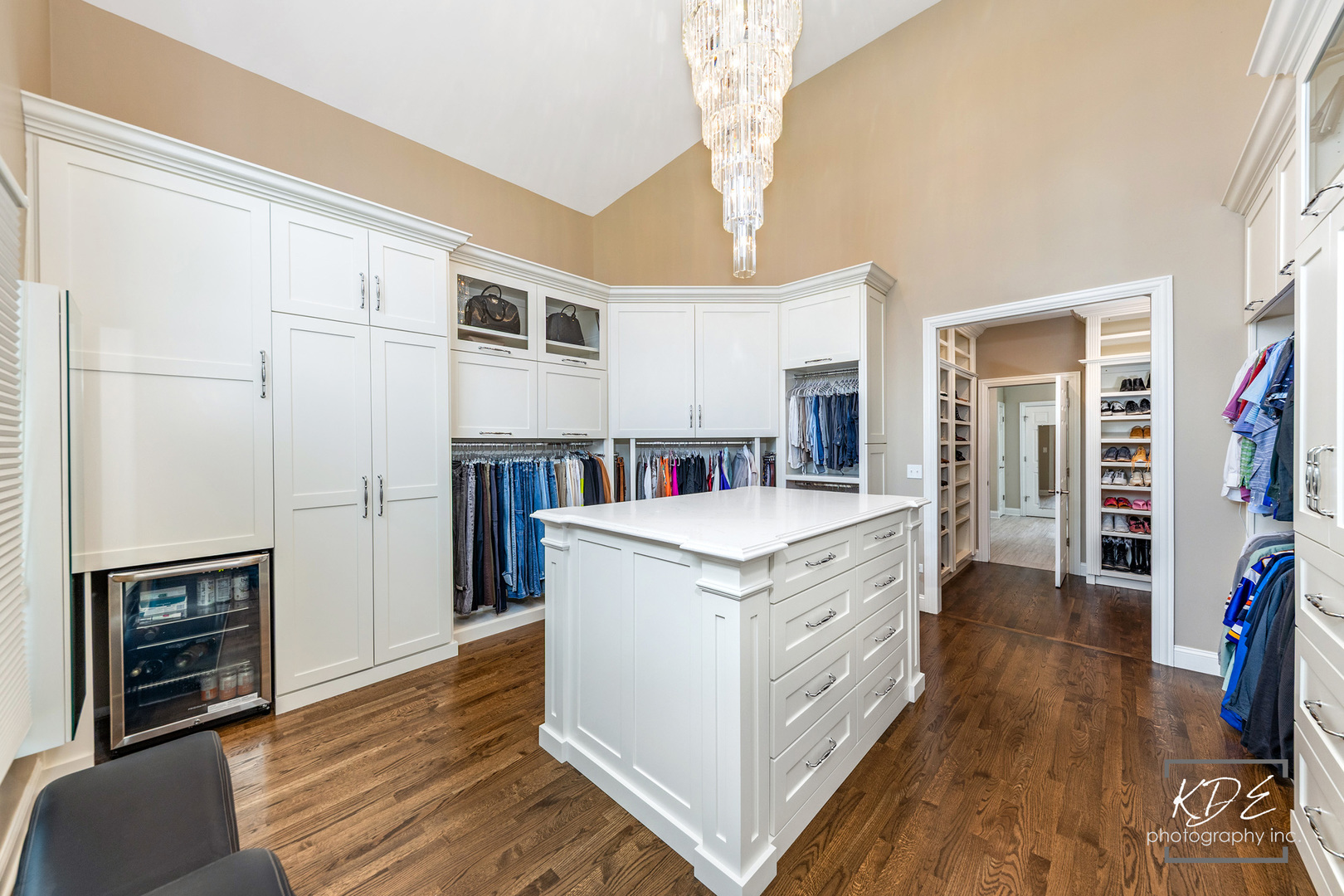 3136 Treesdale Court, Naperville, IL 60564