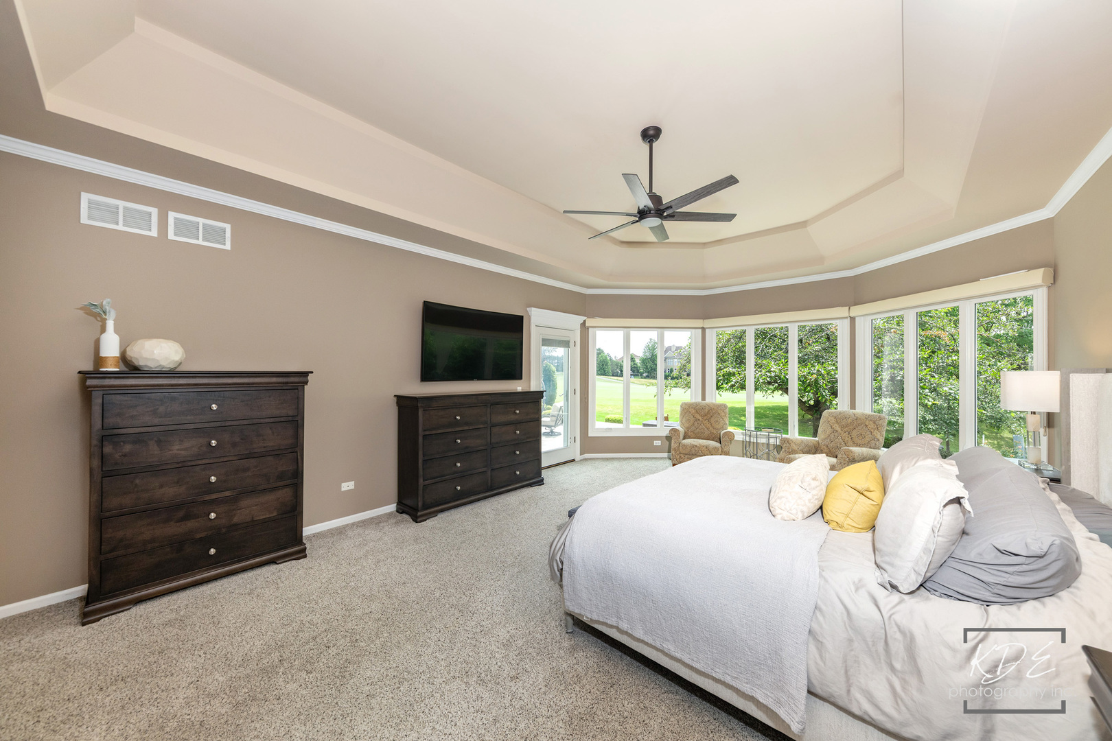 3136 Treesdale Court, Naperville, IL 60564
