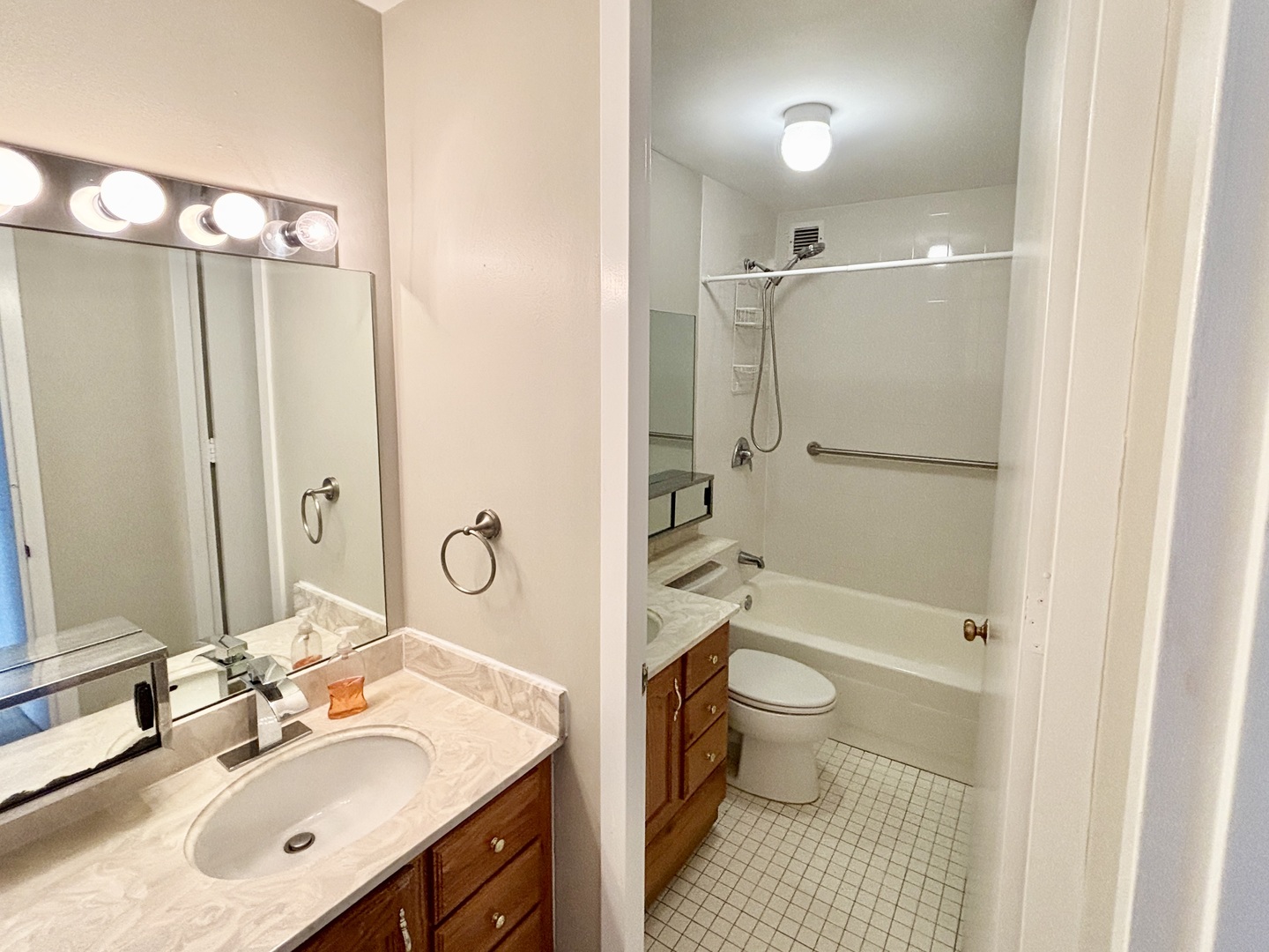 2020 N Lincoln Park West Avenue #6E, Chicago, IL 60614