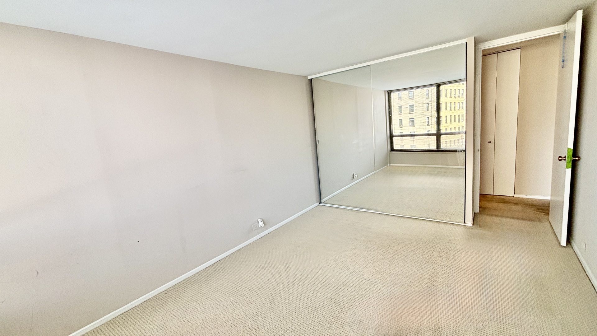 2020 N Lincoln Park West Avenue #6E, Chicago, IL 60614