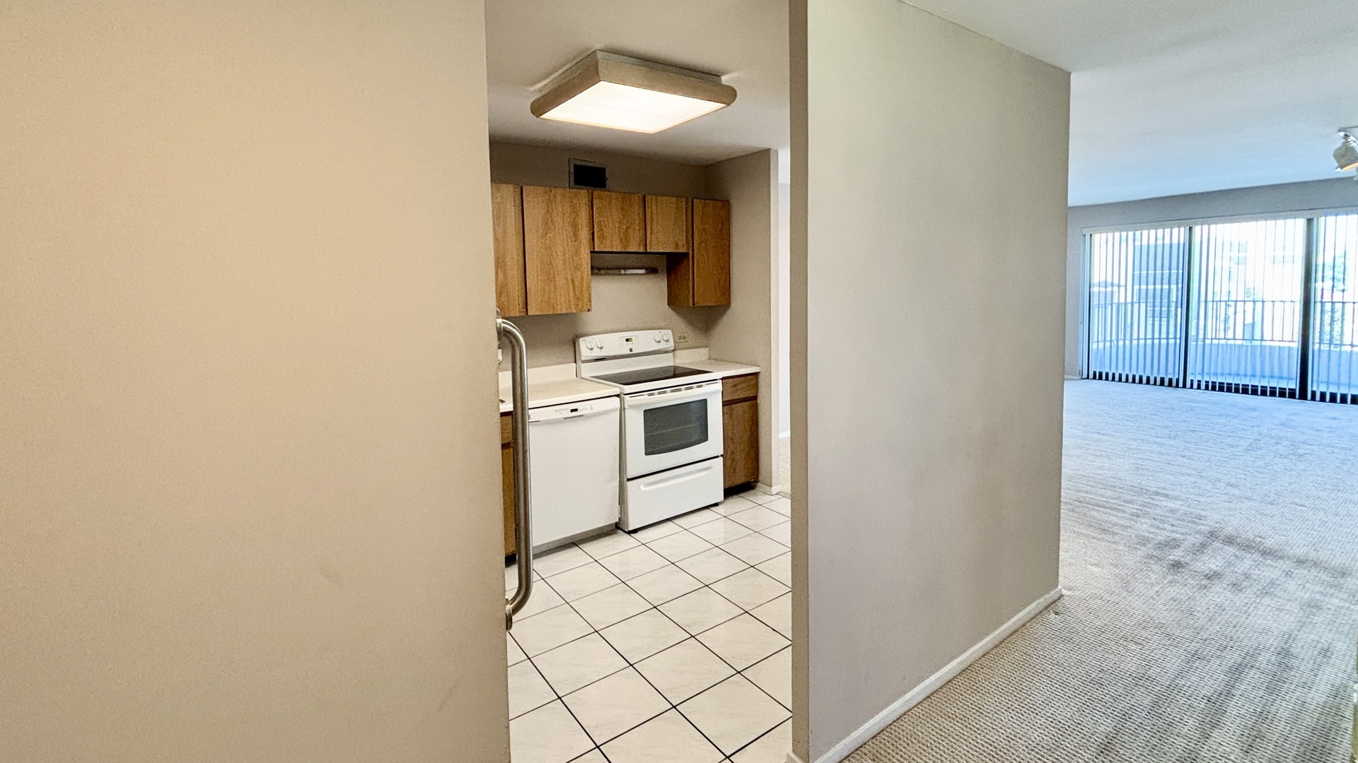 2020 N Lincoln Park West Avenue #6E, Chicago, IL 60614