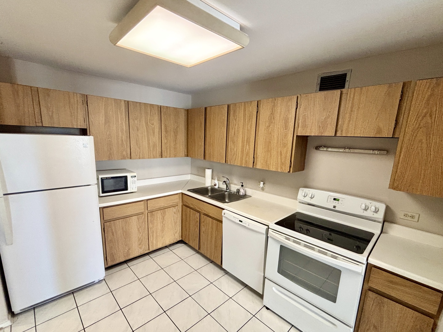 2020 N Lincoln Park West Avenue #6E, Chicago, IL 60614