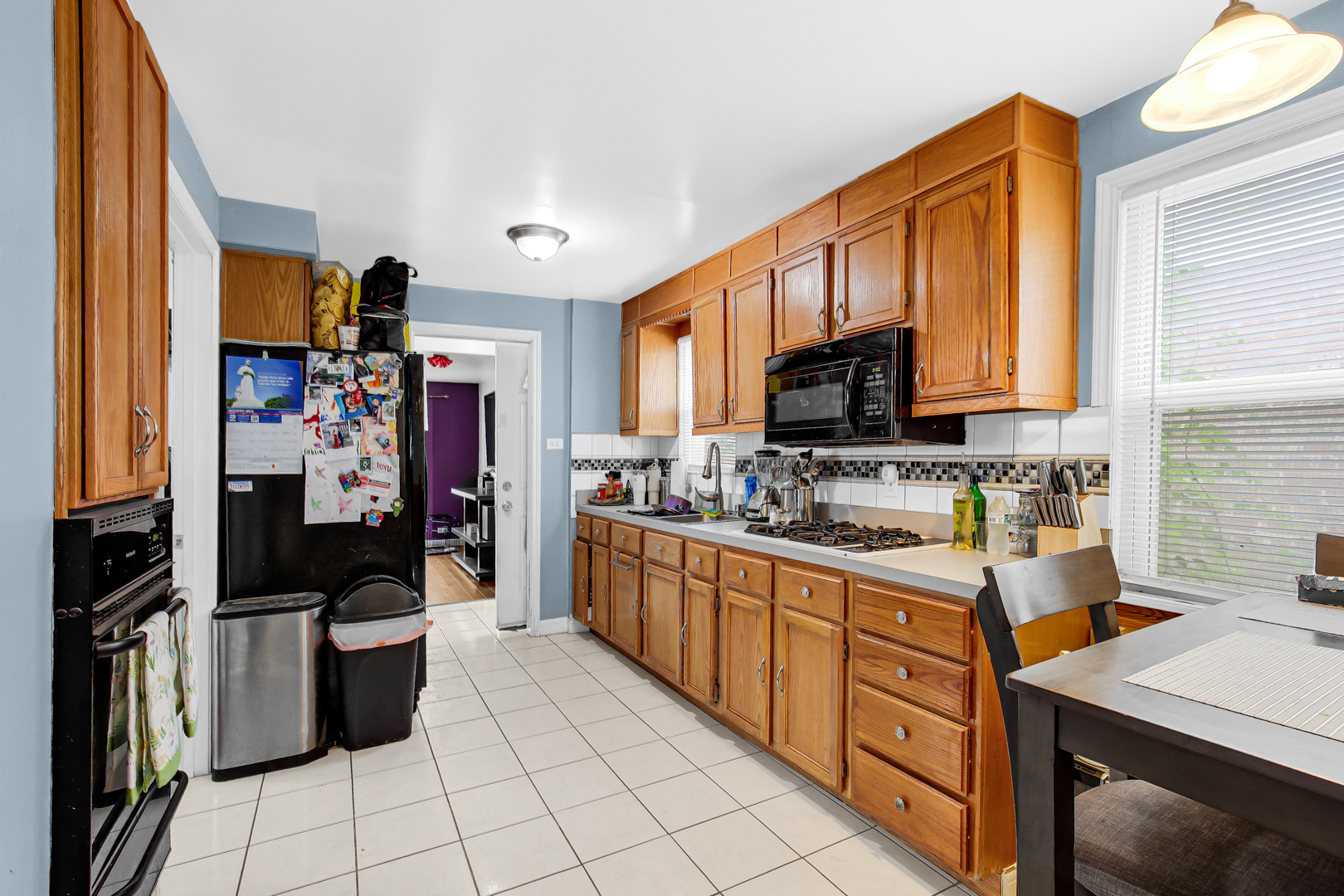 10502 S Hoxie Avenue, Chicago, IL 60617