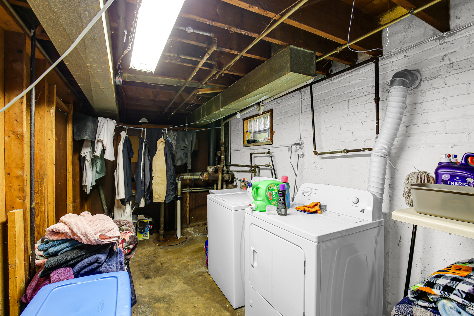 10502 S Hoxie Avenue, Chicago, IL 60617