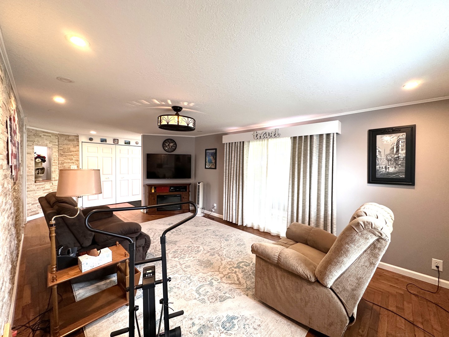 239 S Poplar Street, Manteno, IL 60950
