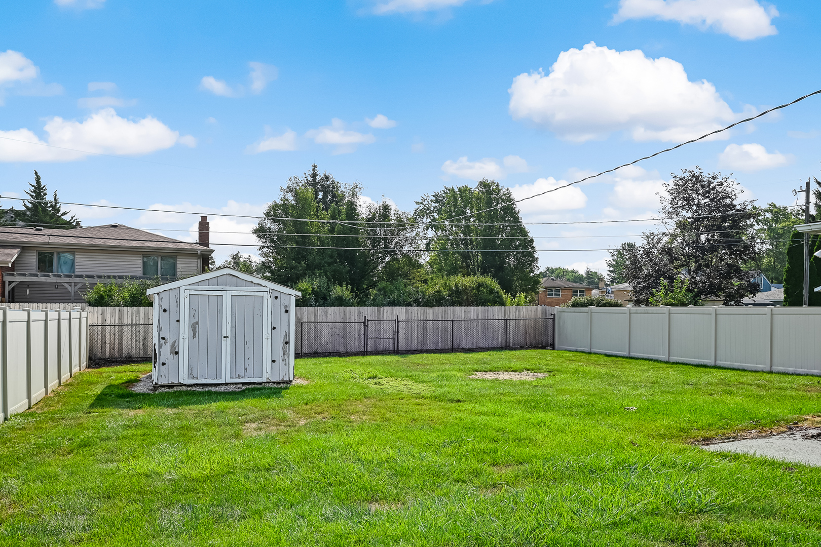 17157 69th Avenue, Tinley Park, IL 60477