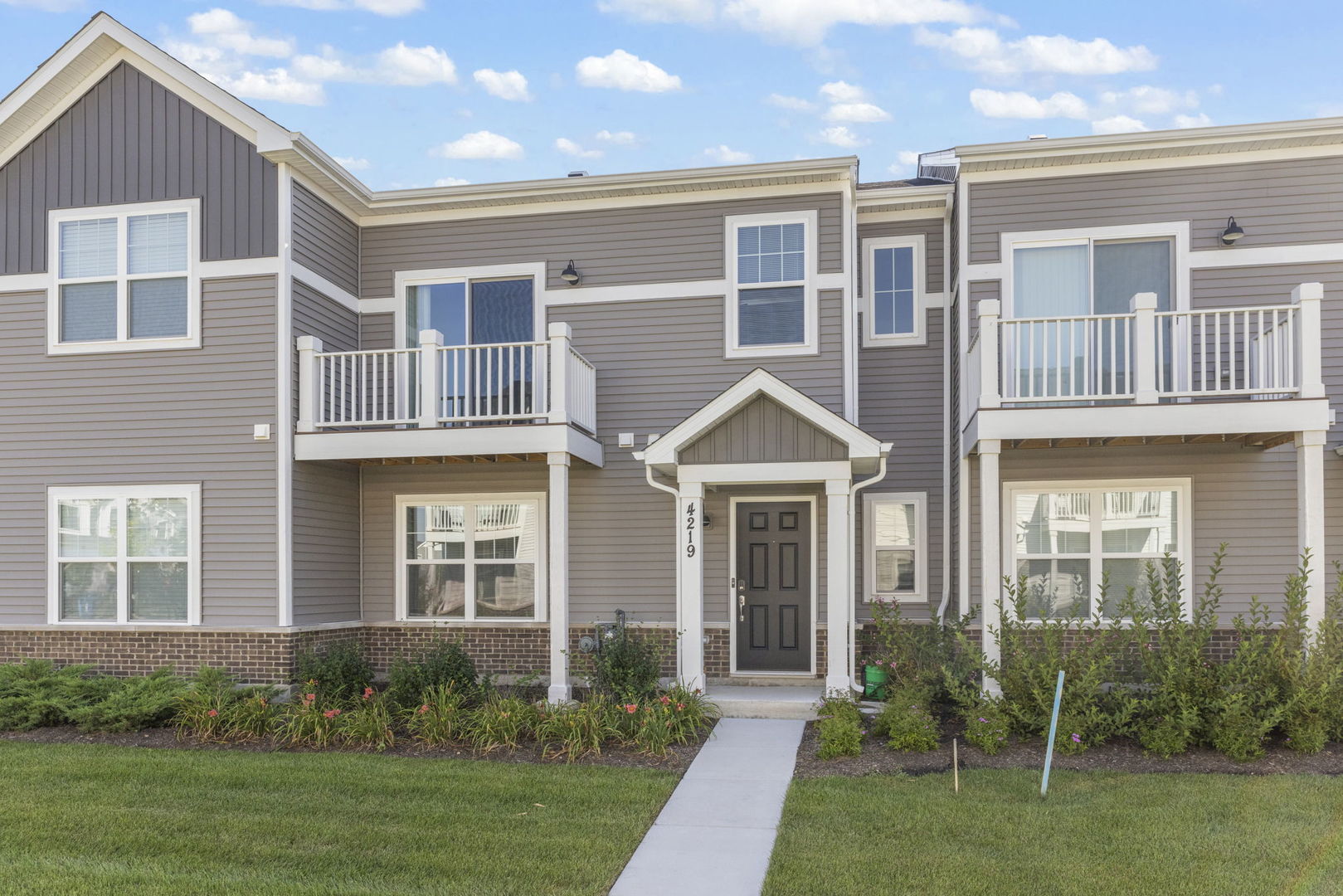 4219 Chelsea Manor Circle, Aurora, IL 60504
