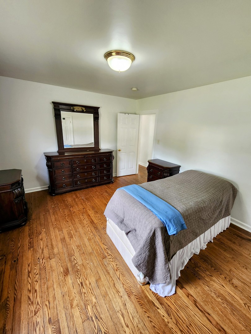 421 N Neltnor Boulevard, West Chicago, IL 60185