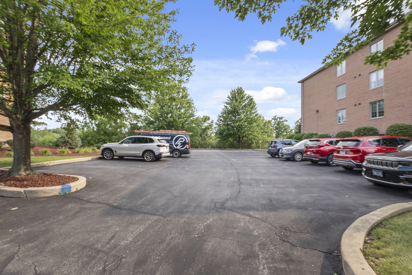 6743 S Pointe Drive #2A, Tinley Park, IL 60477