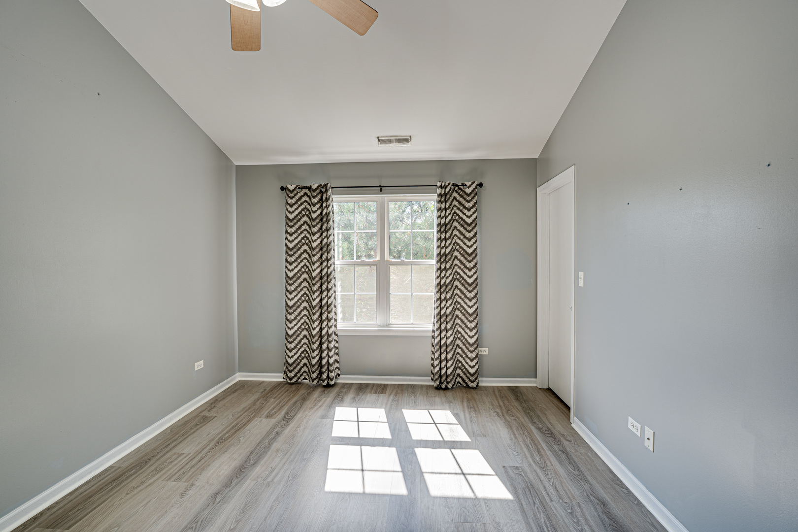 2855 Vernal Lane, Naperville, IL 60564