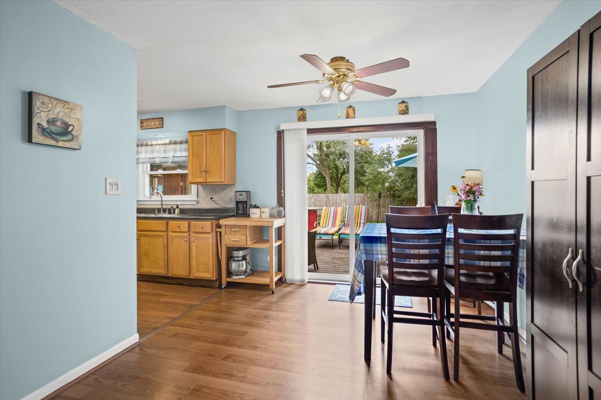 230 Brookhaven Drive, Elk Grove Village, IL 60007